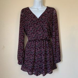 Express V-neck Long sleeve romper